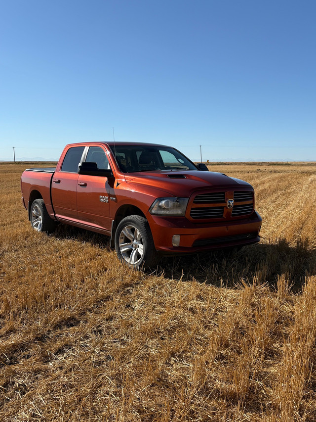NEW motor 2013 ram 1500 sport Laramie in Cars & Trucks in Calgary
