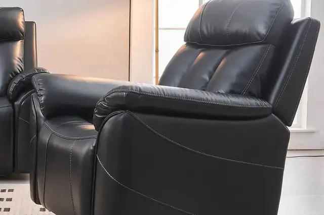 Modern 3-Piece Reclining Set – Power Headrest, Footrest, USB  in Couches & Futons in Laval / North Shore - Image 11