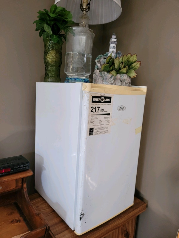 Mini Fridge Refrigerators Windsor Region Kijiji