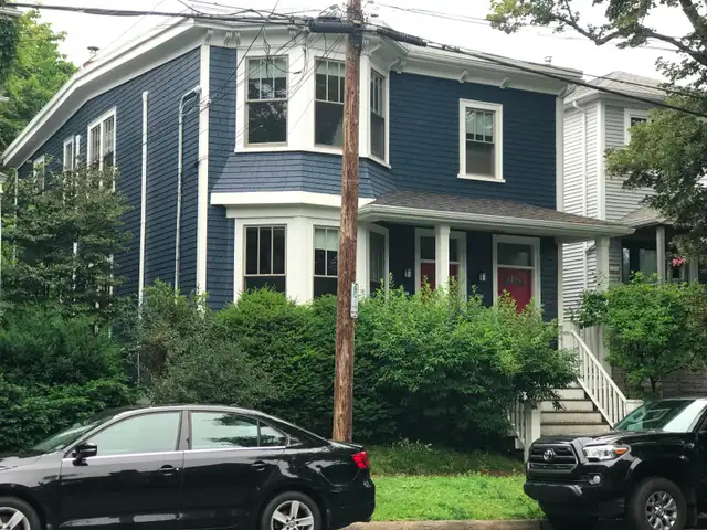 Three Bedroom, 1 bathroom Apartment south end Halifax