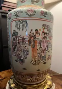 Vintage Chinese Vase Desk Lamp