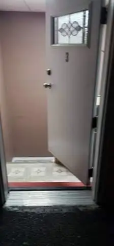 Bachelor Apt for rent