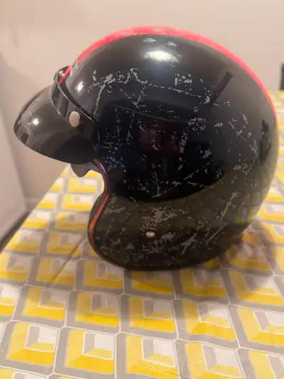 This Jieka motorcycle helmet is a reliable DOT-approved safety accessory, perfect for riders looking...