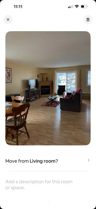 Large 1250 sq ft condo unit in Manoir des Trembles. 2 bedrooms plus den, fully furnished and equippe...