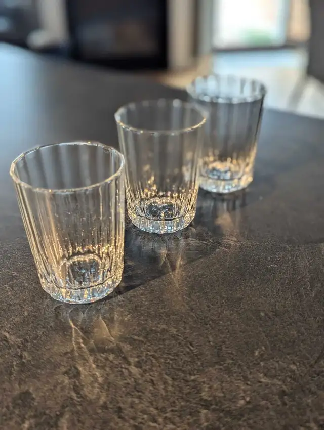 6 juice glasses, retro in Kitchen & Dining Wares in Oakville / Halton Region - Image 3