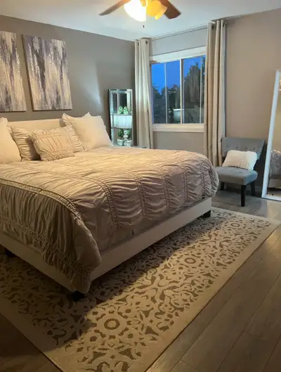 Roommate * 1 BDROOM  & PR. BATHROOM FOR RENT AUG. 1st ORLEANS