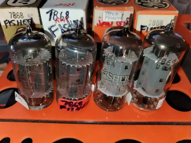 57 year vintage tube collection up for sale in Other in City of Toronto - Image 11