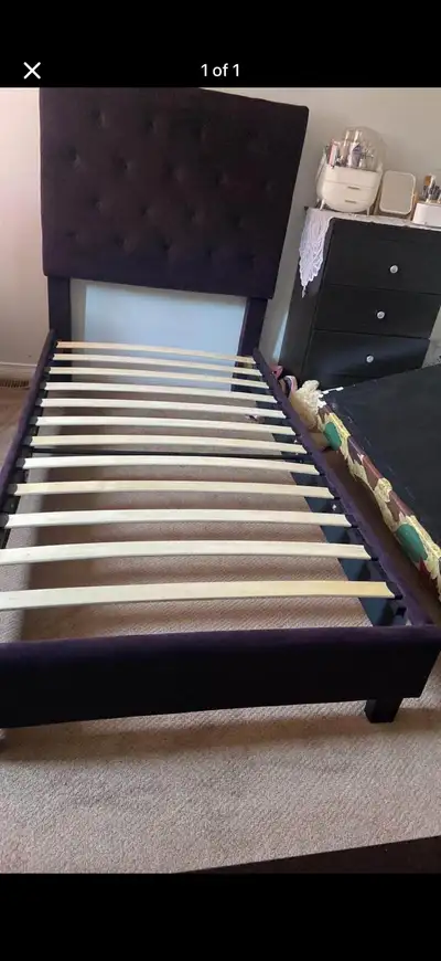 bed twins , View more