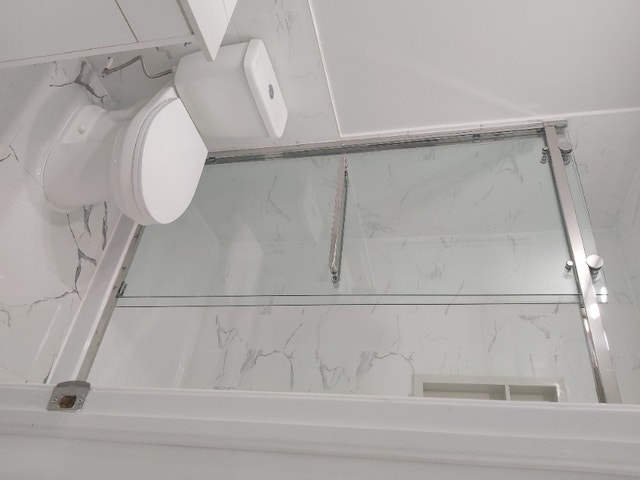 Ground floor room for rent Ajax.(westney and Rossland) Short Term