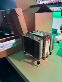 Noctua NH-D9DX 3U CPU cooler for server rack