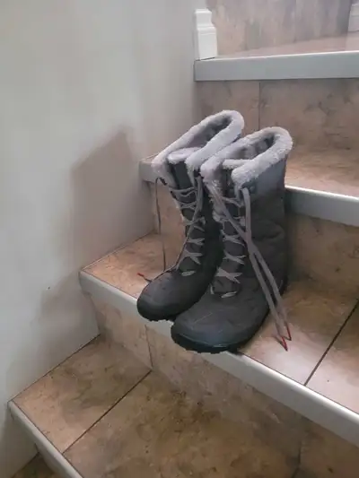 Winter boots , View more