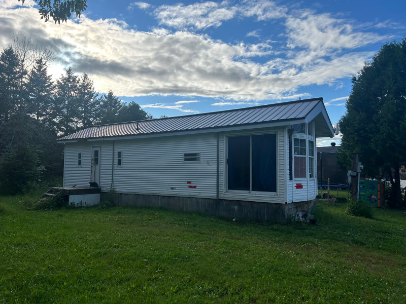 3 season mobile trailer home Houses for Sale Ottawa Kijiji