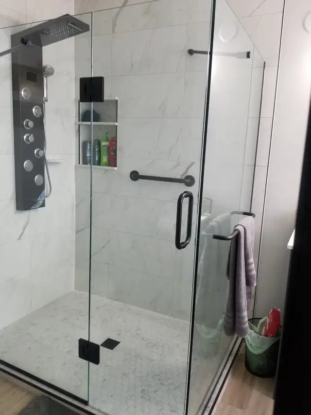 Bathroom renovations in Renovations, General Contracting & Handyman in Calgary - Image 16