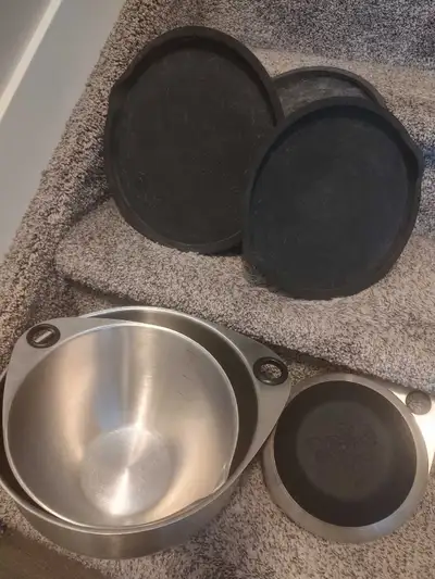 Pampered Chef Mixing Bowls, View more