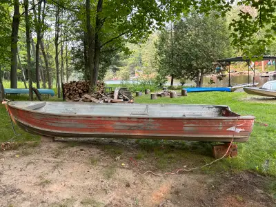 14’ Aluminom Springbok boat, we no longer need, has a leak transom is good. B/O