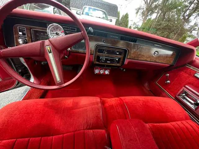 Pontiac Parisienne in Classic Cars in Muskoka - Image 9