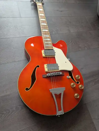 Ibanez Artcore ad75 guitar, View more
