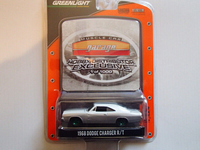 1:64 Greenlight Hobby Distributor Excl 1968 Dodge Charger R/T gm in Toys & Games in Sarnia