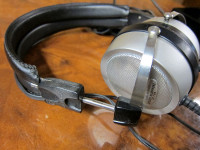 RARE AUDIO TECHNICA AT-705 ELECTRET ELECTROSTATIC HEADPHONES