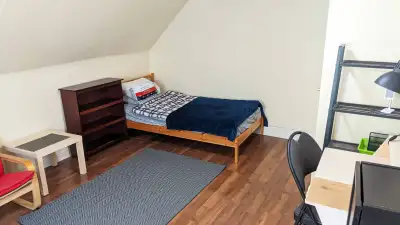 A large, fully furnished room available in a shared house right at Dufferin & Bloor 1-minute walk to...
