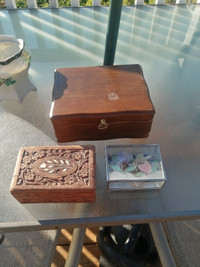 Jewelry boxes and vase
