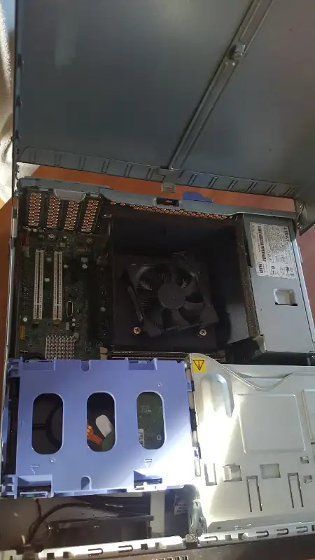 Ordinateur de table LENOVO in Desktop Computers in Drummondville - Image 7