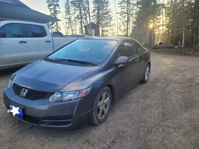 2010 Honda Civic LX 2 Dr Coupe in Cars & Trucks in Prince George - Image 5