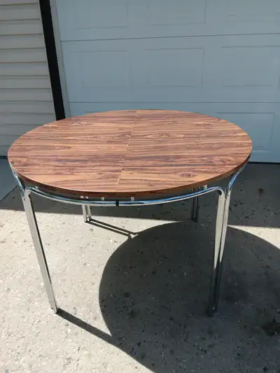 Kitchen/Diningroom Oval Table, View more