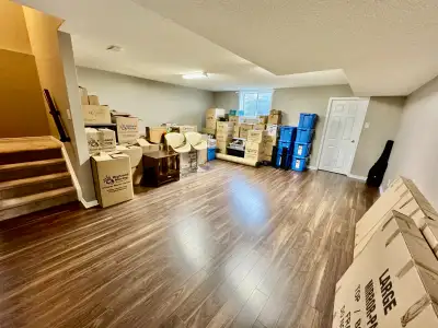 End unit, big backyard, no rear neighbors, walking distance from Longfields Station. Contact for in...