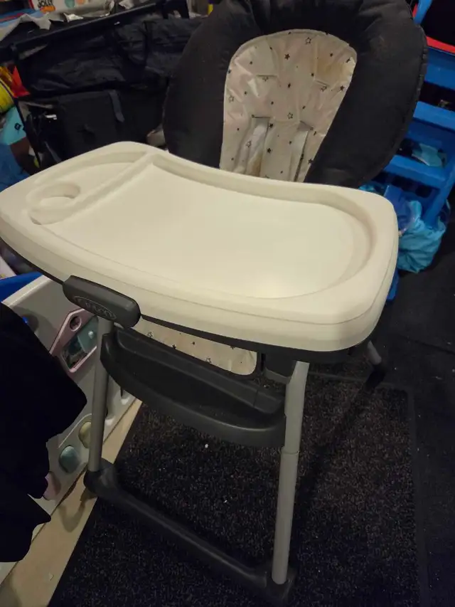 Graco High Chair in Feeding & High Chairs in Oakville / Halton Region - Image 2