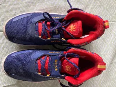 !!!BASKETBALL SHOES 9.5 !!!!!, View more