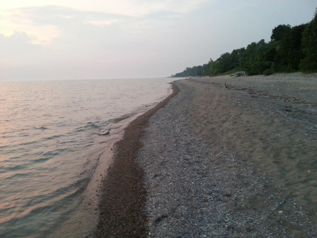 Lake Huron Cottage For Rent 10km South of Bayfield in Ontario - Image 2