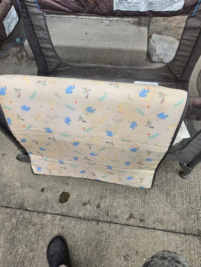 Infant toddler playpen in Playpens, Swings & Saucers in Kingston - Image 4
