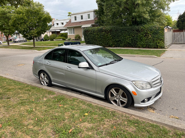 2008 Mercedes C300 4MATIC in Cars & Trucks in Mississauga / Peel Region - Image 2