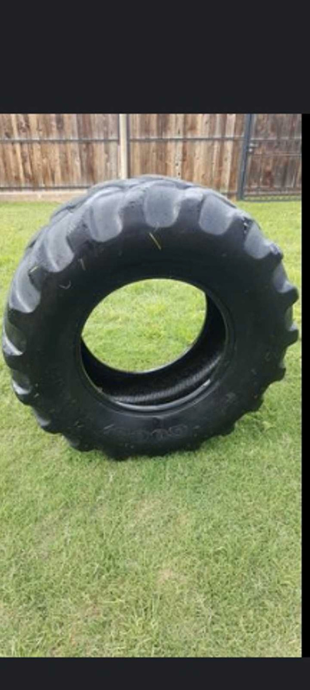 Looking for free tractor tires  in Free Stuff in Renfrew - Image 3