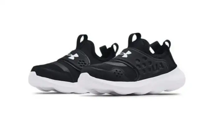 Brand New Under Armour Kids Runplay Sports Running Shoes in Kids & Youth in Calgary - Image 2