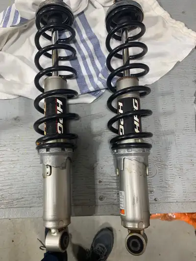 Front shocks off 2012 1200 gsx Good condition $250.00 Call or text 506-333-2801