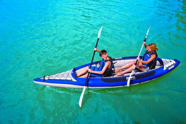 Inflatable expedition kayak in Canoes, Kayaks & Paddles in North Shore - Image 2