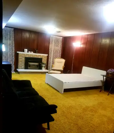 Cool & Huge Room(good for 3-4 people) for Rent  North York