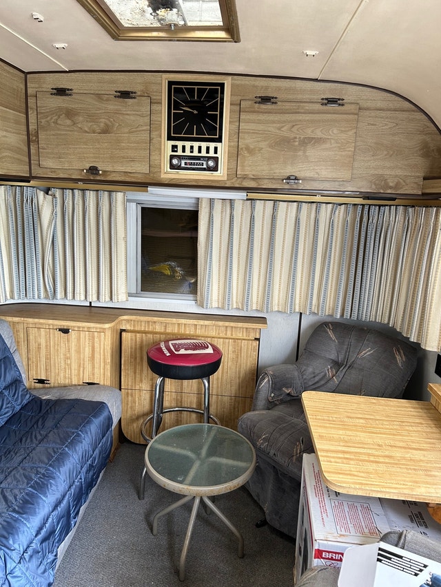 Beautiful all original 1977 Airstream Silver Streak Travel Trailers