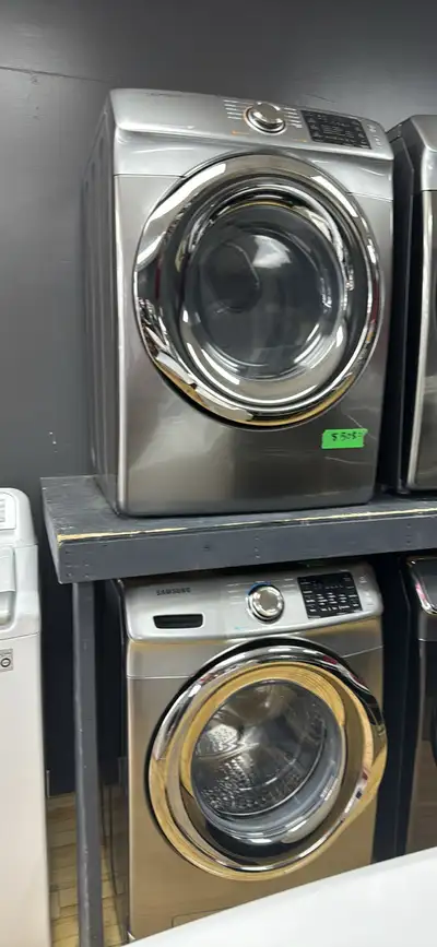 This Samsung front load washer is designed to handle your laundry needs efficiently. It's in good co...
