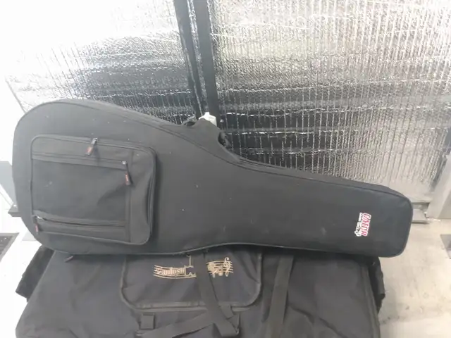 Boot for sell BRAND NEW , Guitars, piano very good prices in Women's - Shoes in City of Montréal - Image 9