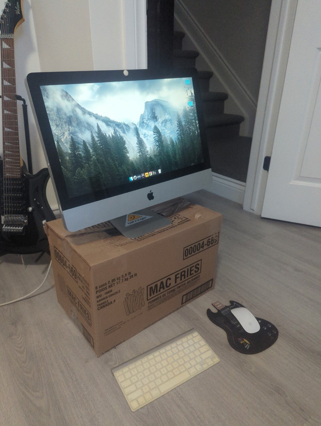 iMac 21.5"  2011 in Desktop Computers in Ottawa