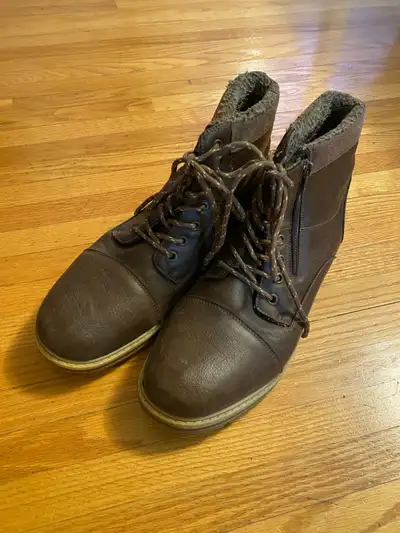 Men’s brown dress winter boots size 10, View more