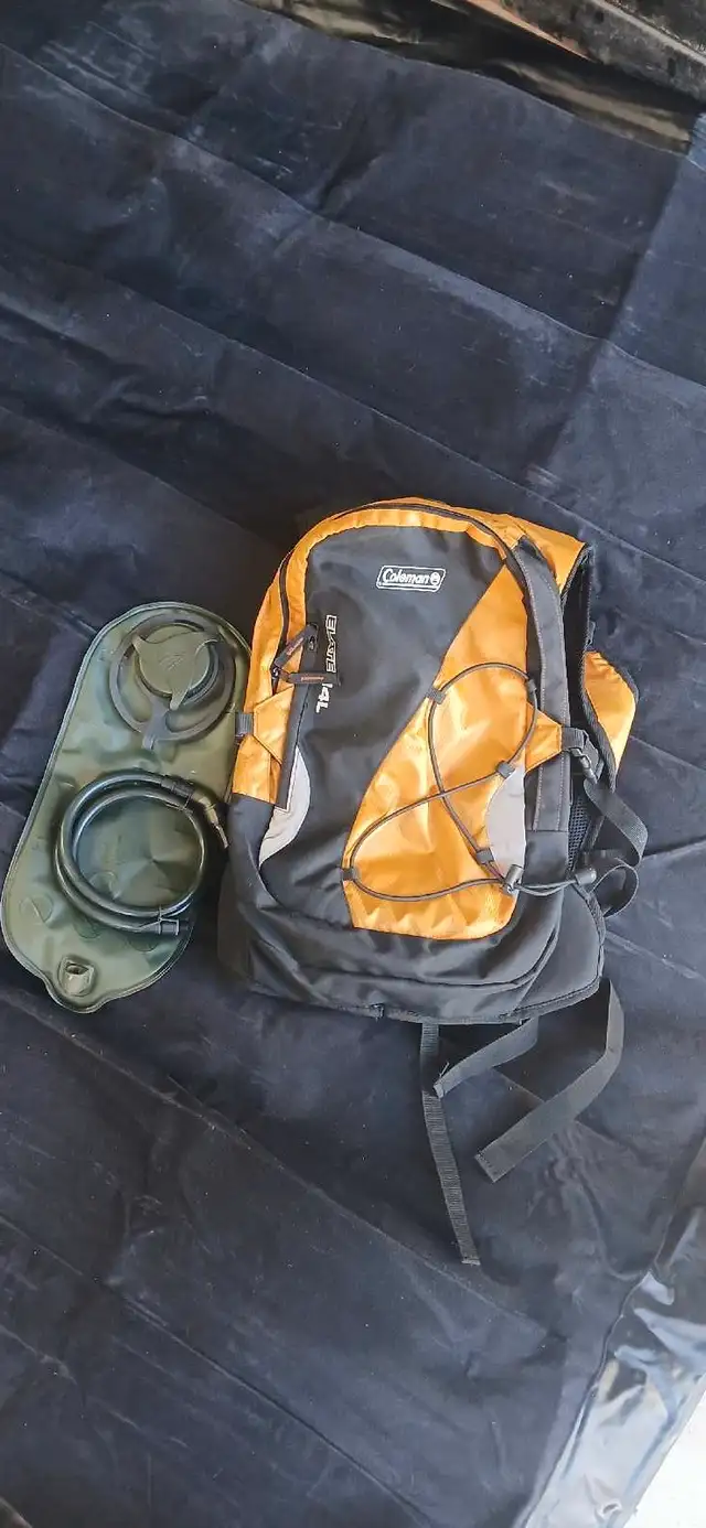 coleman hydration backpack 628632597922581212
