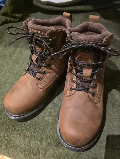 Winter Boots / bottes d'hiver, View more