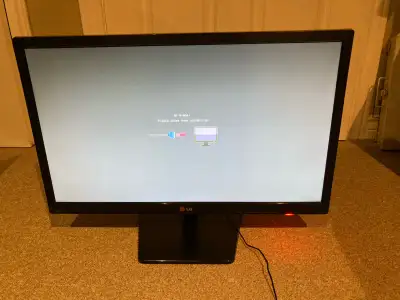 LG 24EN33 Monitor, View more