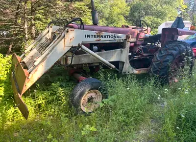 *** PENDING*** 1971 international 656 farm tractor Comes with two new tires, one was recently put on...