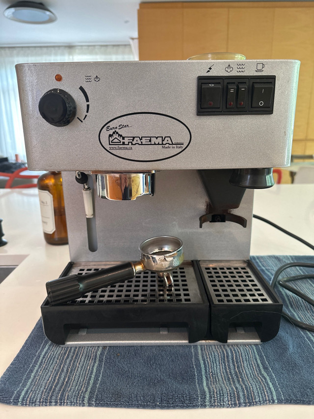 Espresso Machine - Faema Eurostar Ambassador in Kitchen & Dining Wares in City of Toronto