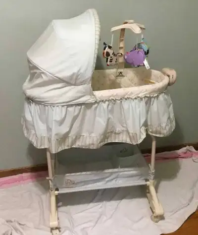 The 2-in-1 Bassinet by Bily helps keep your newborn close to you, whether you are at home, or visiti...